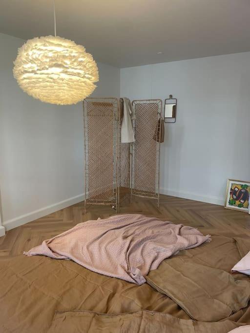 Nyrenoveret Charmerende Lejlighed I Odense C! Apartment Bagian luar foto
