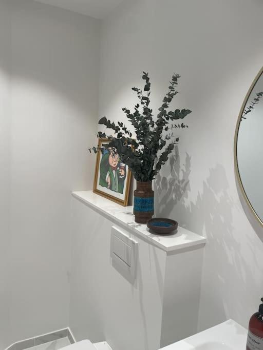 Nyrenoveret Charmerende Lejlighed I Odense C! Apartment Bagian luar foto